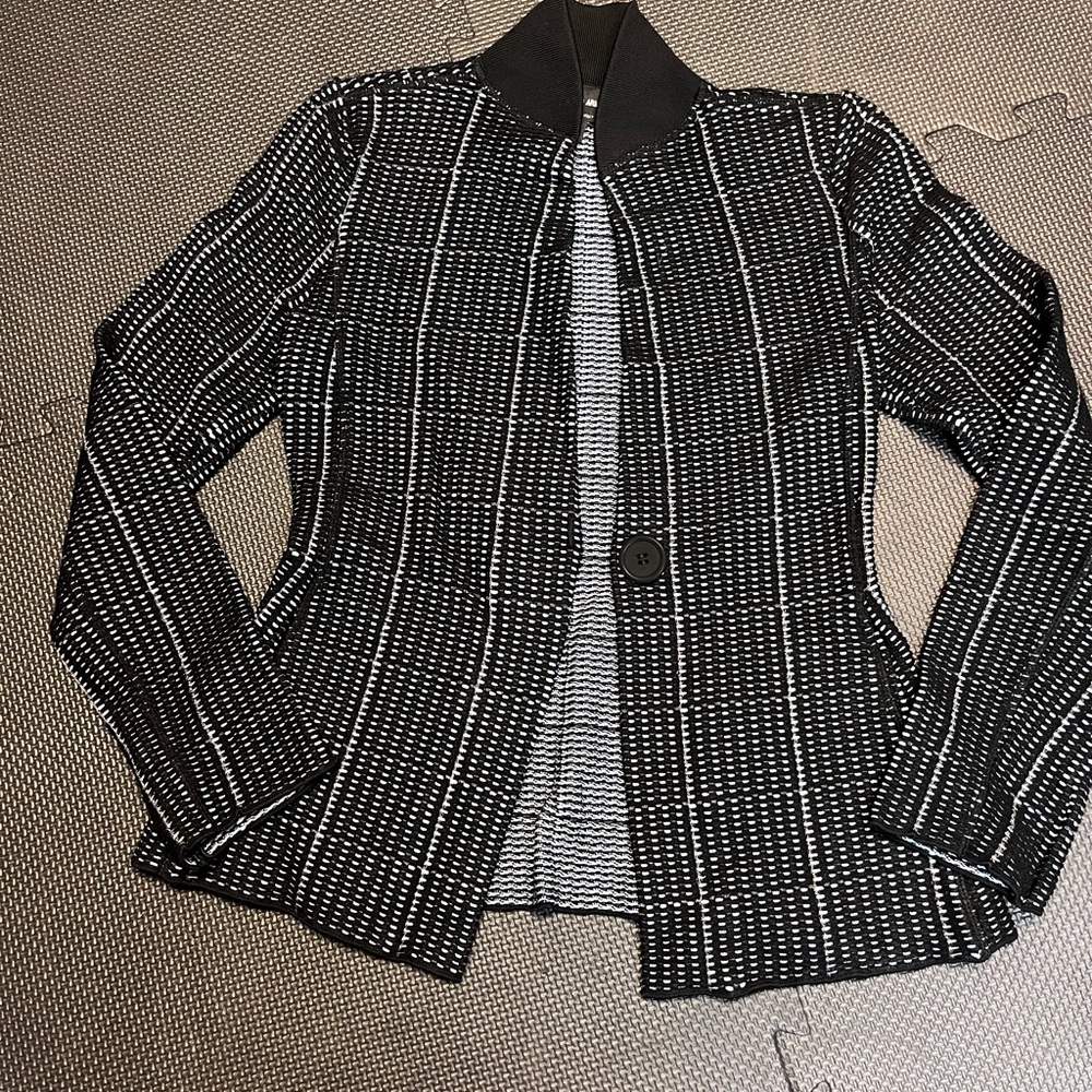 Georgio Armani Italy Sweater jacket size Italy 40 - small